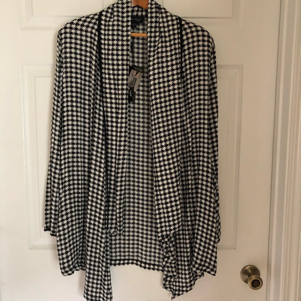 Houndstooth knit cardigan.